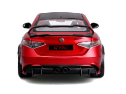 Bburago Alfa Romeo Giulia GTA 1:18 